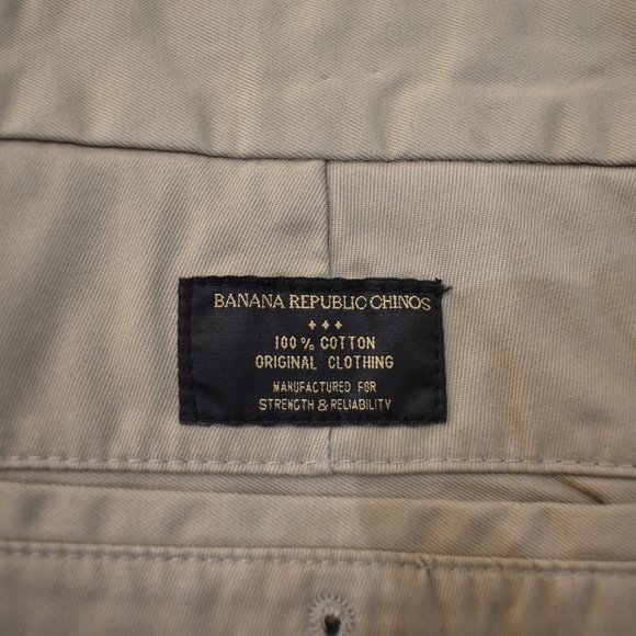 Men's Banana Republic Chinos - Picture 2 of 3